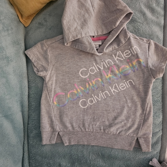 Calvin Klein Gray and Pink Short Sleeve Jogger Set with Rainbow Detail - Picture 8 of 8